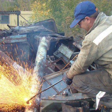 Демонтаж и резка металла